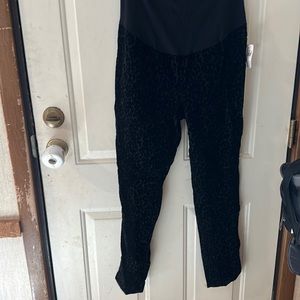 OLD NAVY MATERNITY FLOCKED PANTS: BLACK: NWT: SZ LARGE